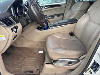 2013 Mercedes-Benz GL-Class, $0. Photo 3