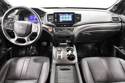 2023 Honda Passport, $36349. Photo 3