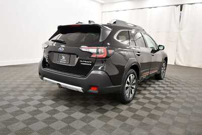 2024 Subaru Outback, $32849. Photo 7