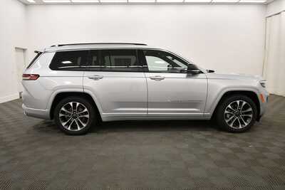 2024 Jeep Grand Cherokee L, $41349. Photo 9