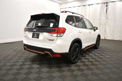 2023 Subaru Forester, $32849. Photo 8