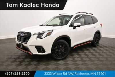 2023 Subaru Forester, $32849. Photo 1
