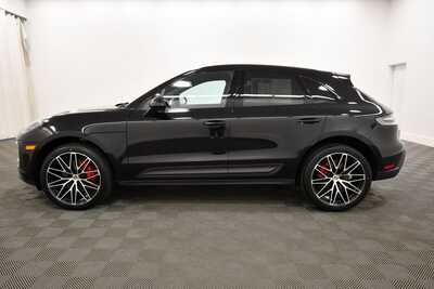 2023 Porsche Macan, $58849. Photo 4