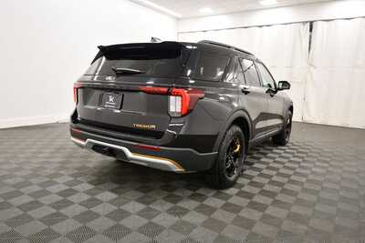 2026 Ford Explorer, $53349. Photo 8