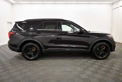 2026 Ford Explorer, $53349. Photo 9