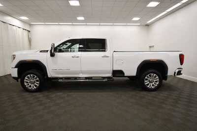 2020 GMC 2500 Crew Cab, $55349. Photo 4