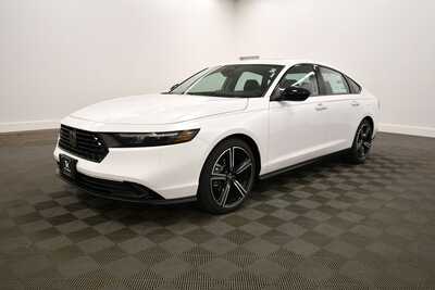 2026 Honda Accord, $32345. Photo 2