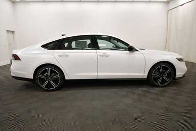 2026 Honda Accord, $32345. Photo 8