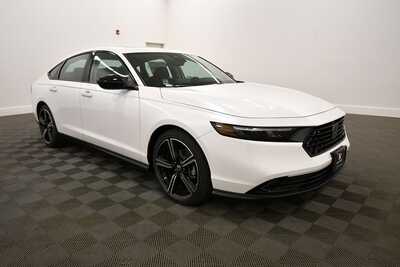 2026 Honda Accord, $32345. Photo 9