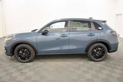 2027 Honda HR-V, $31805. Photo 4