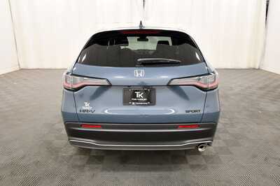 2027 Honda HR-V, $31805. Photo 6