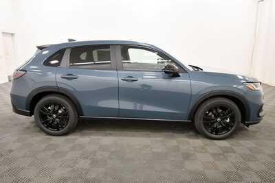 2027 Honda HR-V, $31805. Photo 8