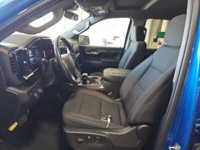 2024 Chevrolet 1500 Crew Cab, $0. Photo 3