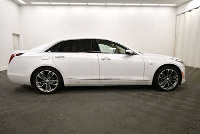 2018 Cadillac CT6, $38349. Photo 9