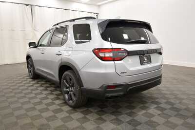 2026 Honda Pilot, $46740. Photo 5
