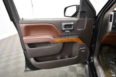 2016 Chevrolet 1500 Crew Cab, $22349. Photo 12