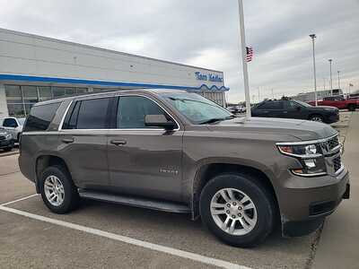2016 Chevrolet Tahoe, $21349. Photo 2