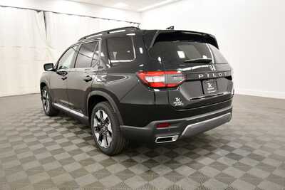 2026 Honda Pilot, $58230. Photo 5