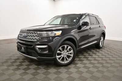 2023 Ford Explorer, $36349. Photo 2