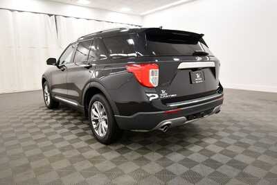 2023 Ford Explorer, $36349. Photo 5