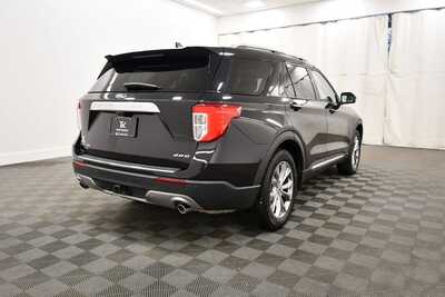 2023 Ford Explorer, $36349. Photo 8