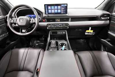 2026 Honda Pilot, $54349. Photo 3