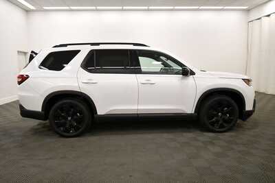 2026 Honda Pilot, $54349. Photo 9