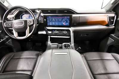 2024 GMC 2500 Crew Cab, $67849. Photo 3