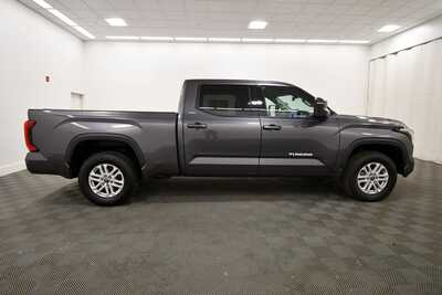 2023 Toyota Tundra Crew Cab, $41349. Photo 9