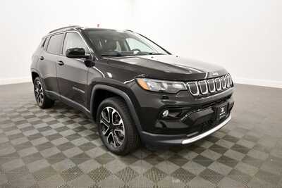 2022 Jeep Compass, $23849. Photo 10