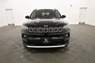 2022 Jeep Compass, $23849. Photo 11