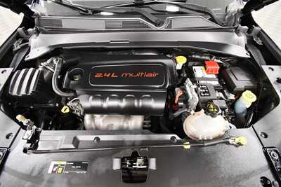 2022 Jeep Compass, $23849. Photo 12