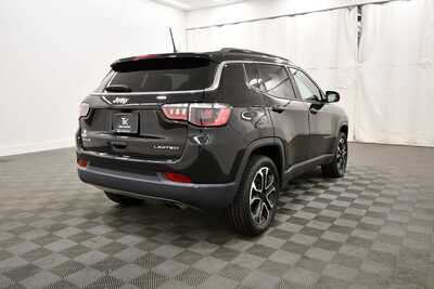 2022 Jeep Compass, $23849. Photo 8