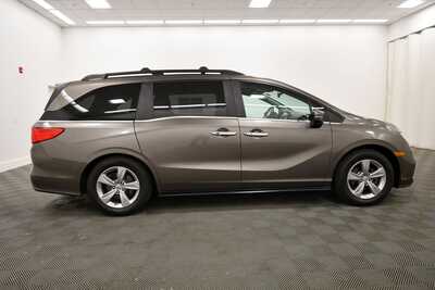 2018 Honda Odyssey, $16849. Photo 9