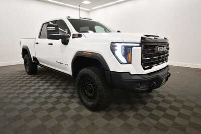 2024 GMC 2500 Crew Cab, $82349. Photo 11