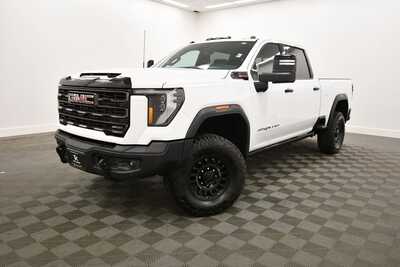 2024 GMC 2500 Crew Cab, $82349. Photo 2