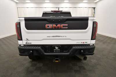 2024 GMC 2500 Crew Cab, $82349. Photo 6