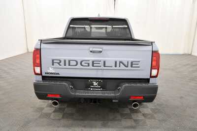 2026 Honda Ridgeline, $43358. Photo 6