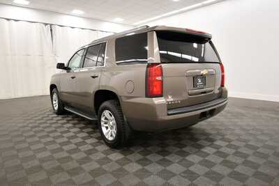 2016 Chevrolet Tahoe, $21349. Photo 4