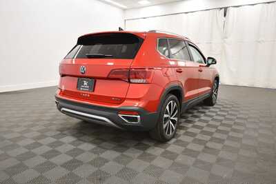 2023 Volkswagen Taos, $24849. Photo 8