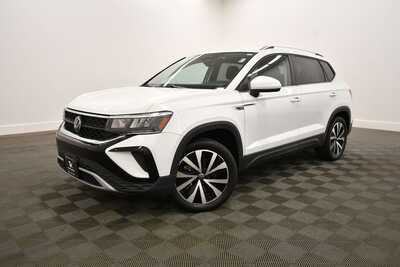 2023 Volkswagen Taos, $23849. Photo 2