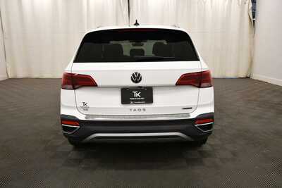 2023 Volkswagen Taos, $23849. Photo 6