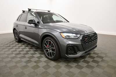 2023 Audi SQ5, $42349. Photo 9