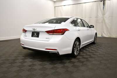 2015 Hyundai Genesis, $13649. Photo 8