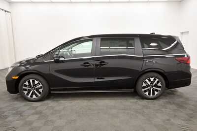 2026 Honda Odyssey, $44290. Photo 4