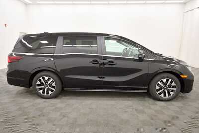 2026 Honda Odyssey, $44290. Photo 8