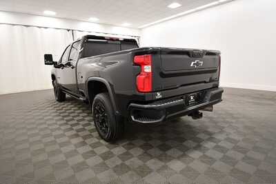 2024 Chevrolet 2500 Crew Cab, $66649. Photo 5