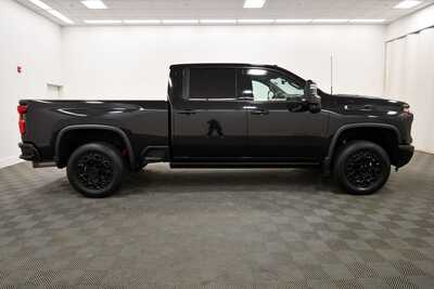 2024 Chevrolet 2500 Crew Cab, $66649. Photo 9