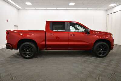 2024 Chevrolet 1500 Crew Cab, $47849. Photo 9