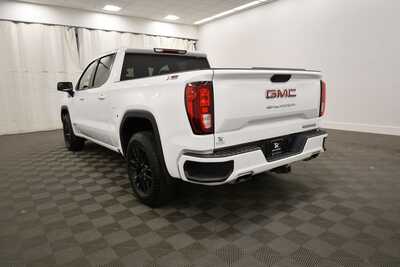 2024 GMC 1500 Crew Cab, $47849. Photo 5
